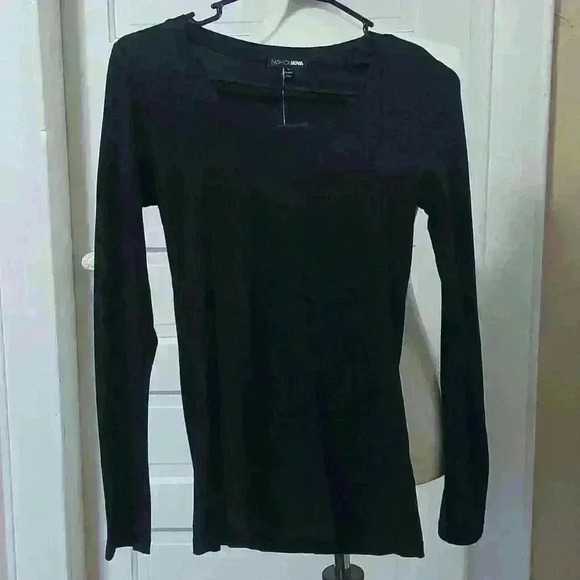 Fashion Nova Tops - Fashion Nova Top  J0315